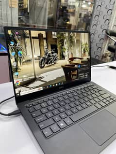 DELL XPS 13 7390 i7-10th Generation 16 gb ram 512 GB ssd