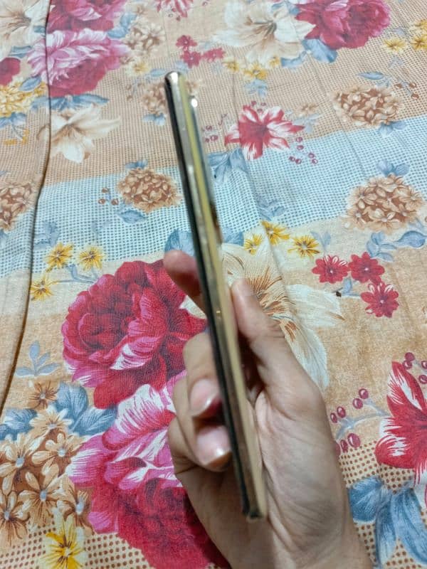 Infinix Zero 30 in 10/10 condition 2