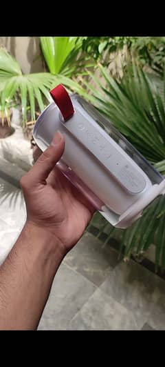RGB flame Bluetooth speaker with box 10/10 condition