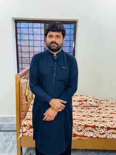Mujhy Ghar ki driving Cahye