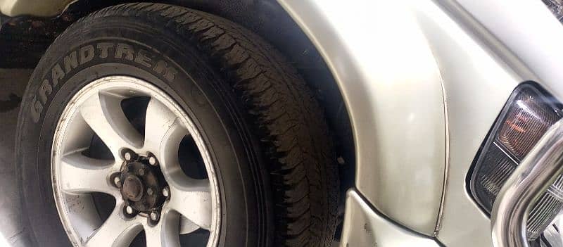 Mitsubishi Pajero 1992.        contact#0300-7667867 5