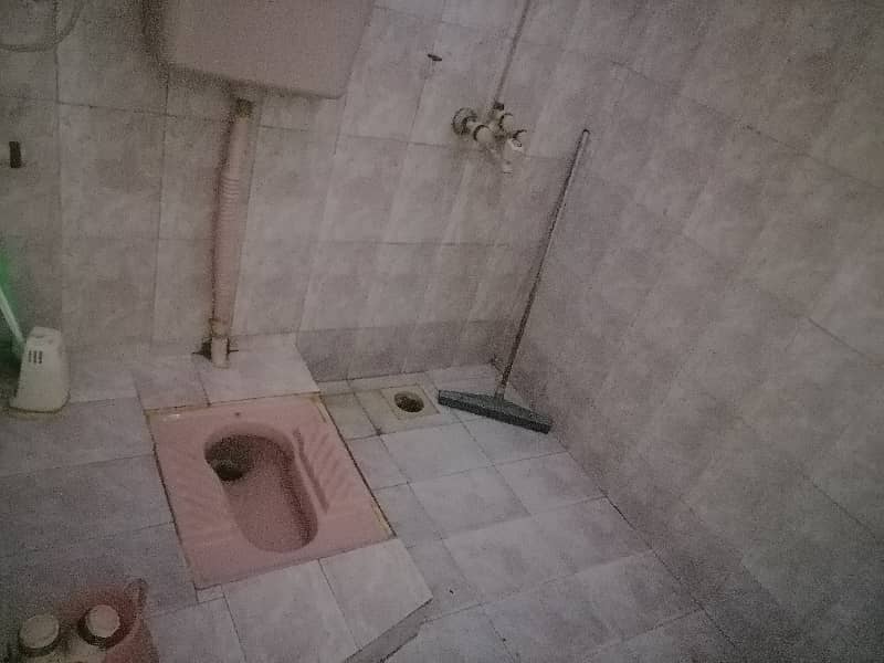 Ready To Buy A Prime Location Lower Portion In Defence View Phase 1 Karachi 8