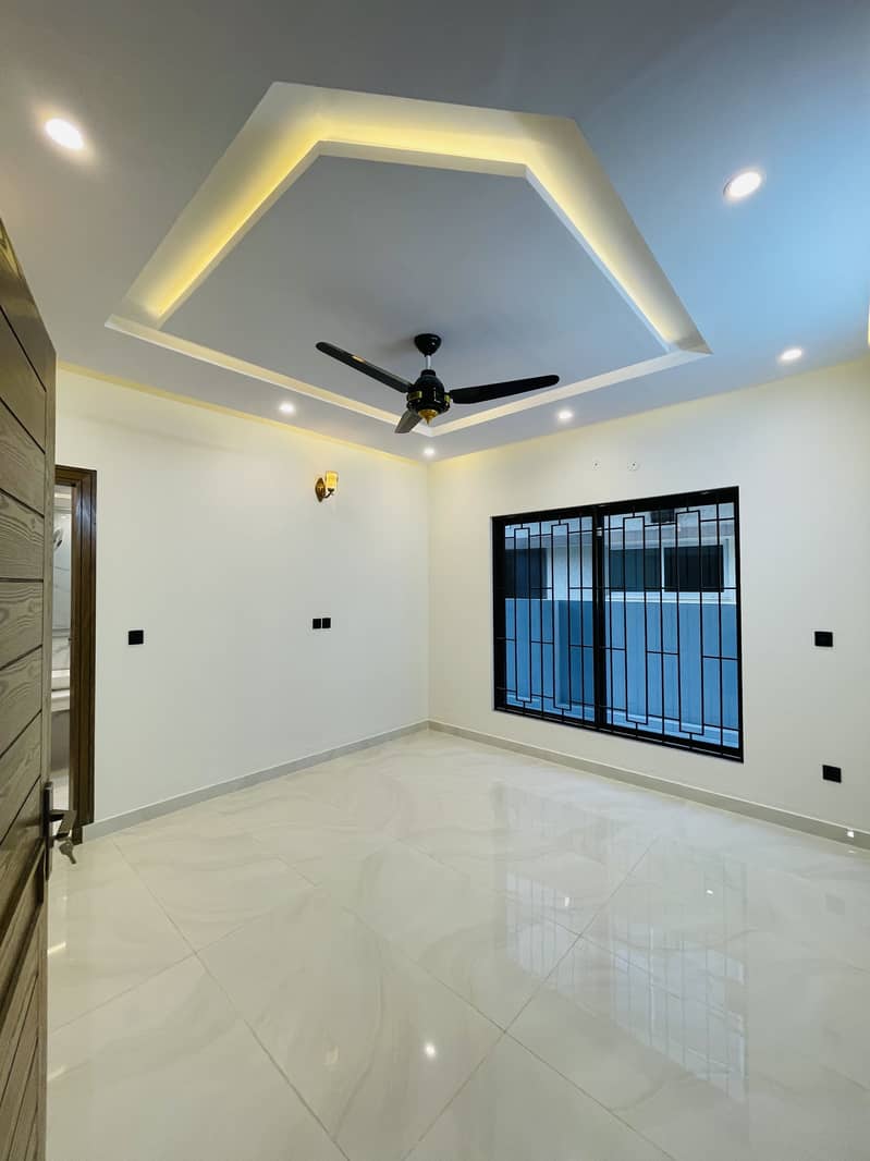10 marla neat n Clean upper portion for Rent in C block phase 8 3