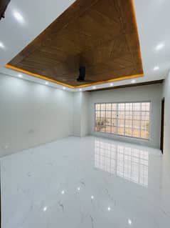 1 Kanal Beautiful Upper Portion For Rent In A Block