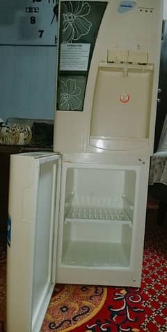 Water Dispenser