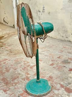 Heavy weight fan in original copper