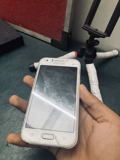 Samsung galaxy j1