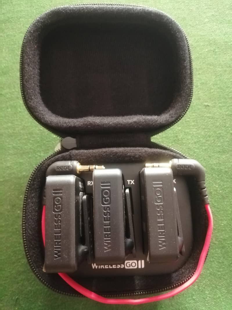 Wireless go II Mic Just 2 Days Use Only With Original Charging Case 4