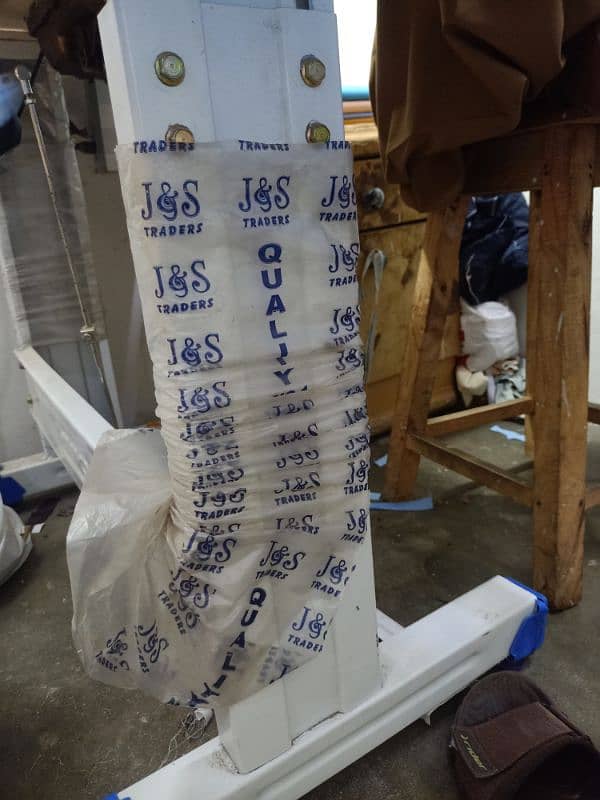 overlock and picko machine 1