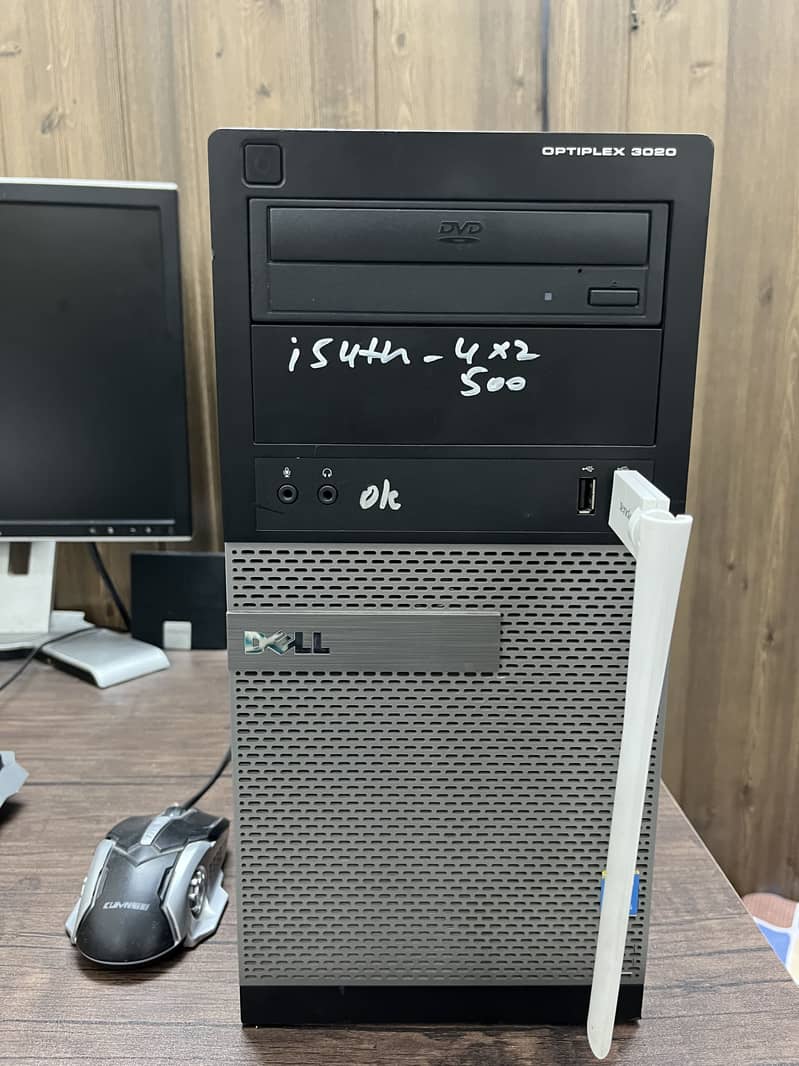 Tower computer Full setup with screen  read description 4