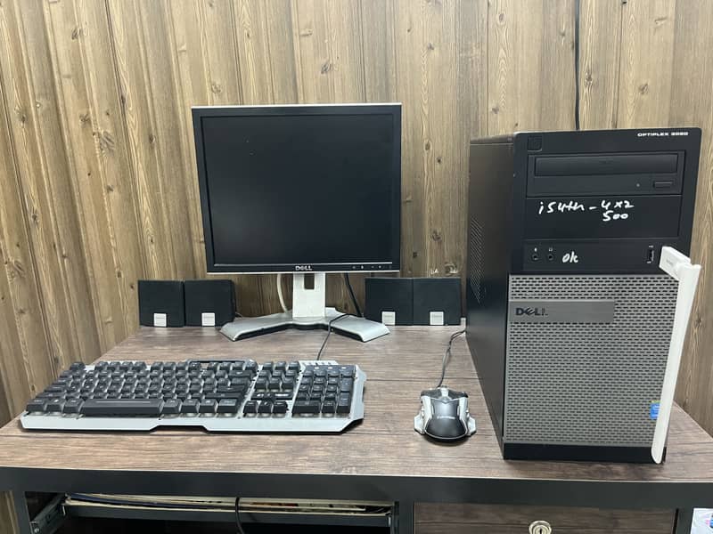 Tower computer Full setup with screen  read description 5