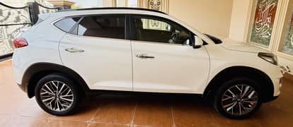 Hyundai Tucson 21/22 FWD Total geniun