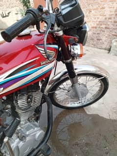 Honda 125 2015 model lush condition