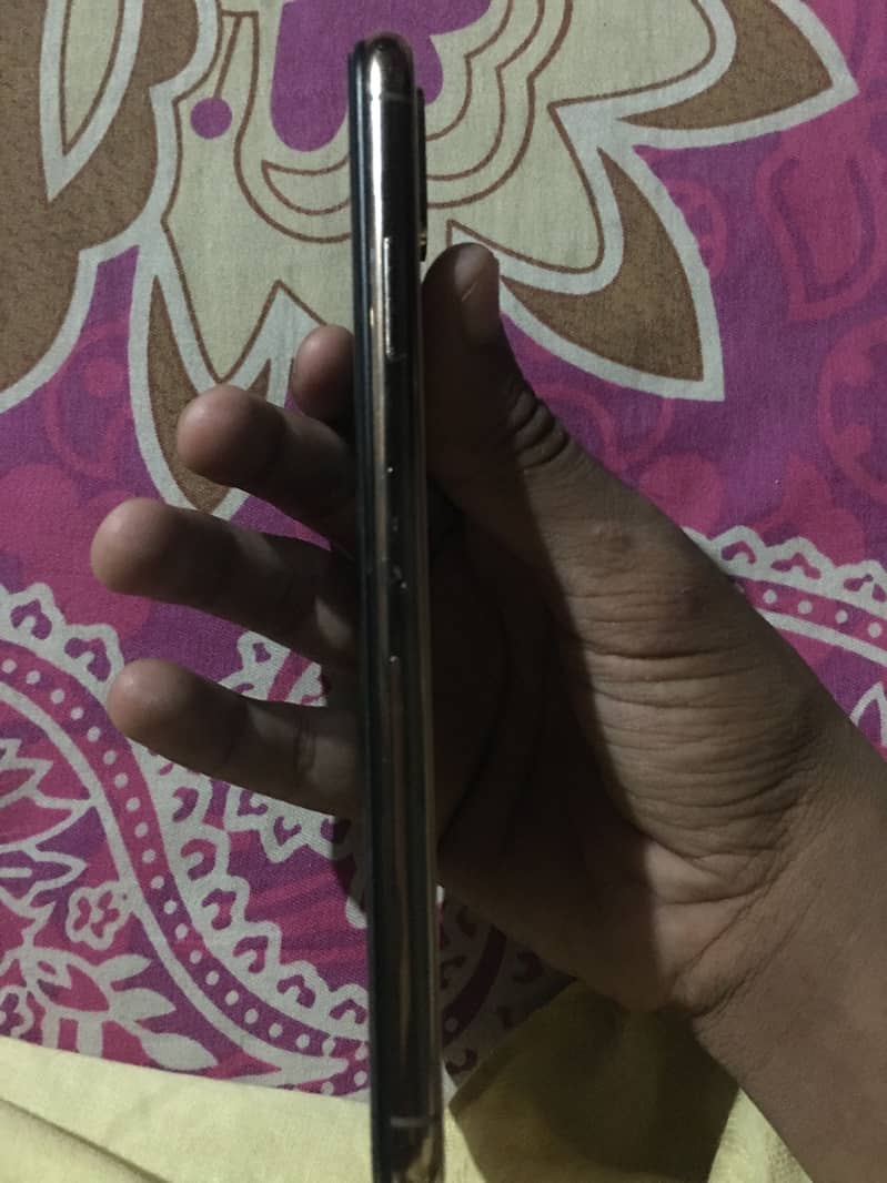 Iphone  Xs Max Factory Unlock Non Pta (Exchange Possible ) 1