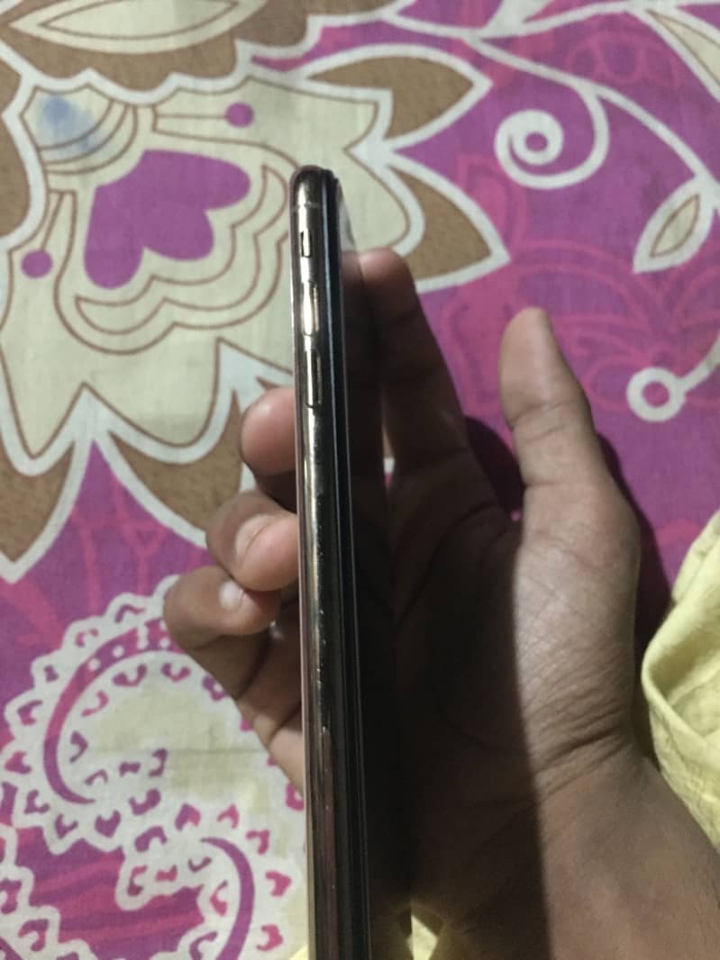 Iphone  Xs Max Factory Unlock Non Pta (Exchange Possible ) 4
