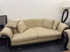 7 seater sofa like new condition. No 1 quality foam and cloth.