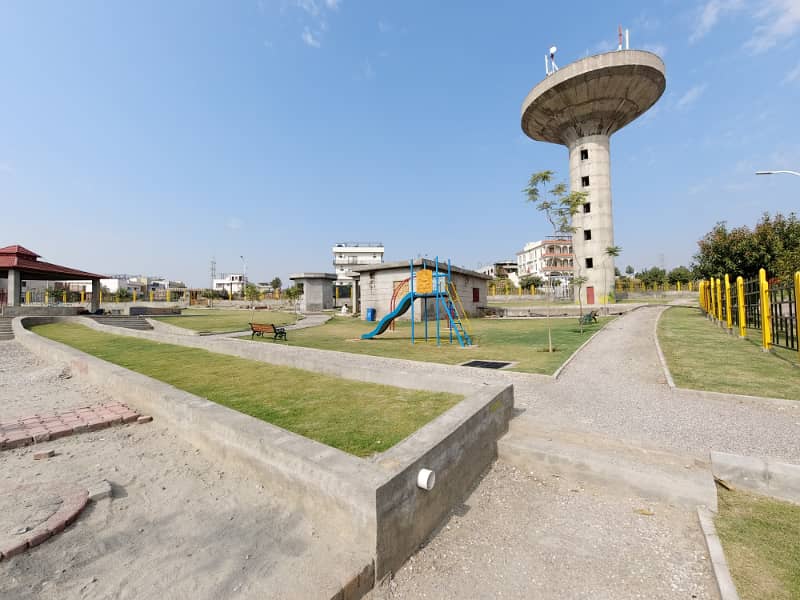 Possessionable 7 Marla Plot for Sale in Block P1 0