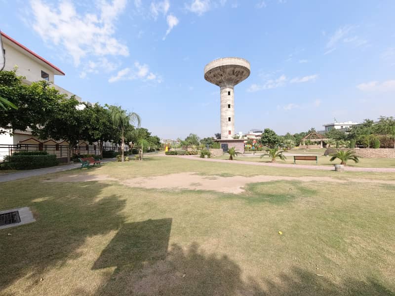 Possessionable 7 Marla Plot for Sale in Block P1 15