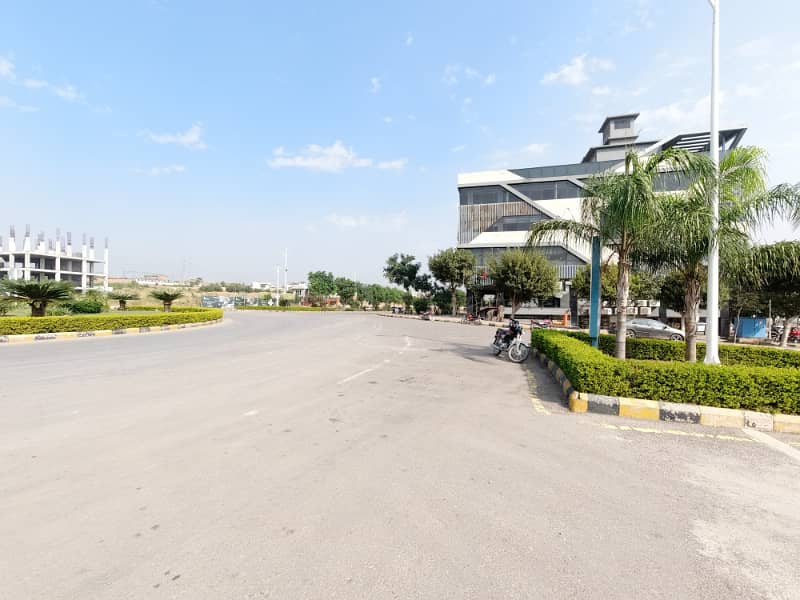 Possessionable 7 Marla Plot for Sale in Block P1 18