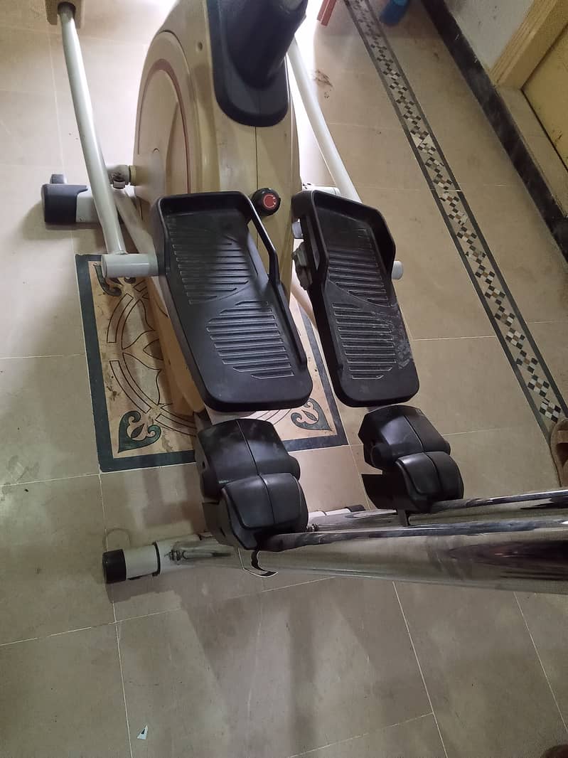 Exercise Cycle, Gym Machine 9