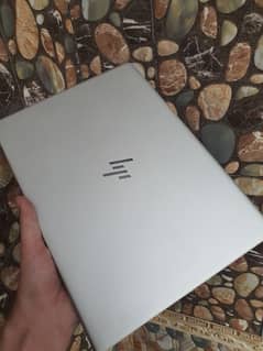 HP i5 8tg generation new logo