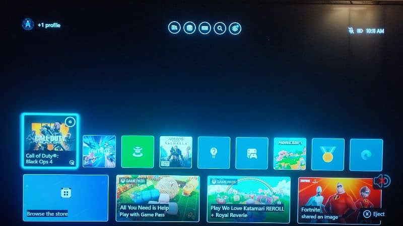 Xbox One | 2 controllers | COD BO3 and 4 1
