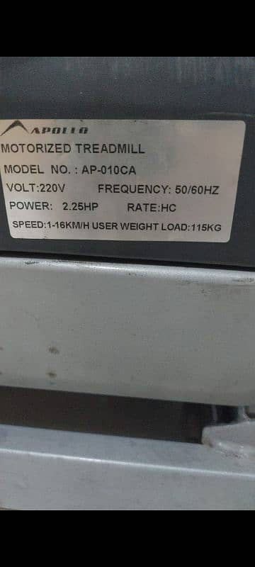 Imported treadmill machine 16 kph speed + incline 115 kg load capacity 6