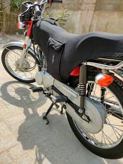 HONDA CG125 MOTORBIKE