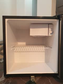 Refrigerator West Point 47 litres WF-203SS