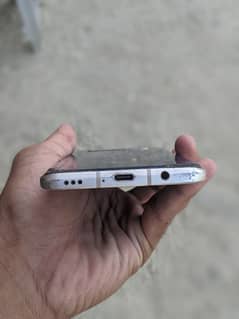 LG