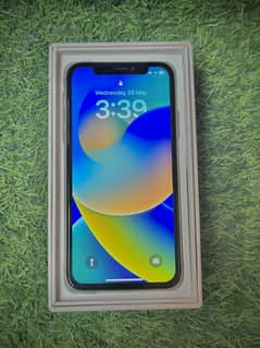 iPhone X