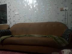 Used 3,2,1-seater Sofa Set for Sale- Well-Maintained & Budget-Friendly