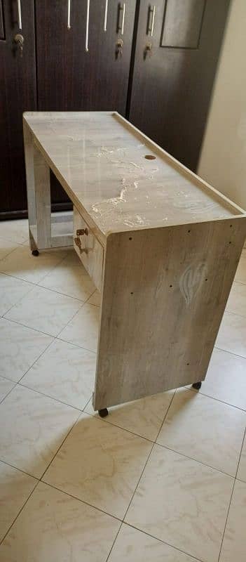 handmade custom computer table 2