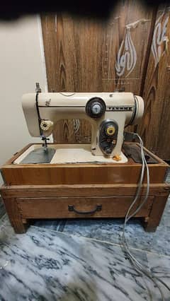 Janome sewing machine Condition 100% Genuine Japani