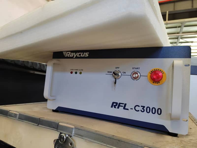 Cnc laser cutting machine with air compressor, Imported Cnc 1