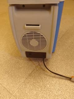 hot and cool car fridge