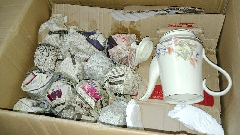 OLD ORIGINAL PATHAR DINNER SET NOT USE 0