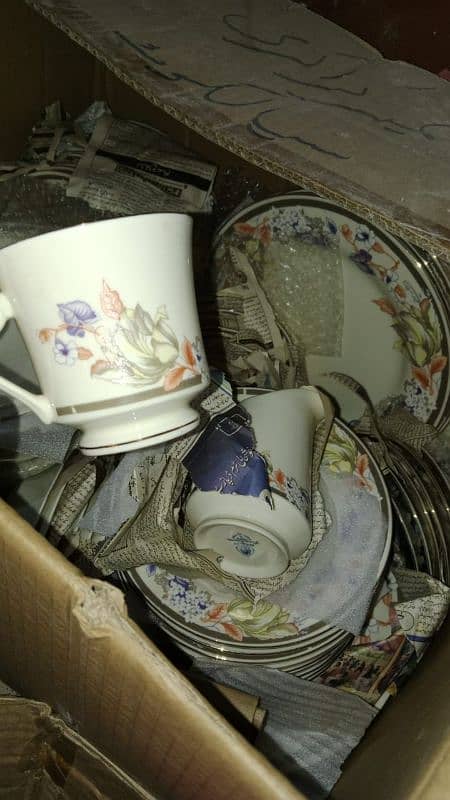 OLD ORIGINAL PATHAR DINNER SET NOT USE 1