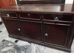 dressing table