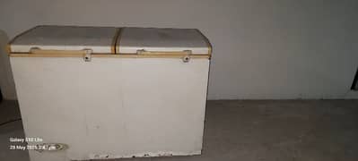 2 door freezer/ fridge