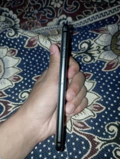 iPhone 8