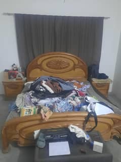 King size bed
