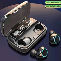 Noise cancelling earbuds & portable power bank . Free home delivery