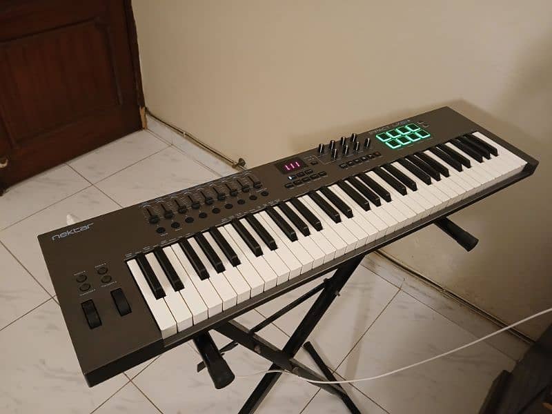 Nektar Impact LX61+ MIDI Piano along with Piano Stand and Software 0