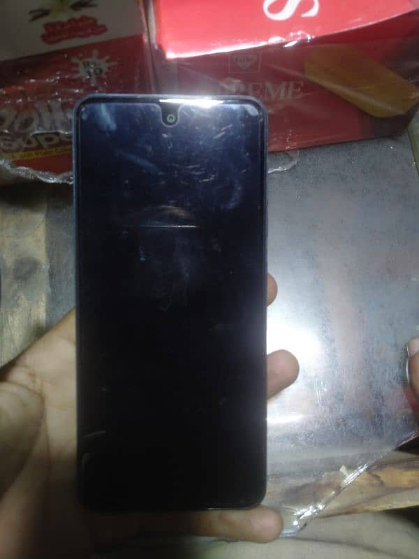 spark 20 c 4+4 128 new condition 3