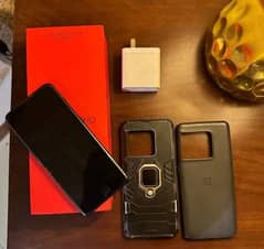 OnePlus 10pro 256gb official PTA approved for sale 03299677904 whtsp