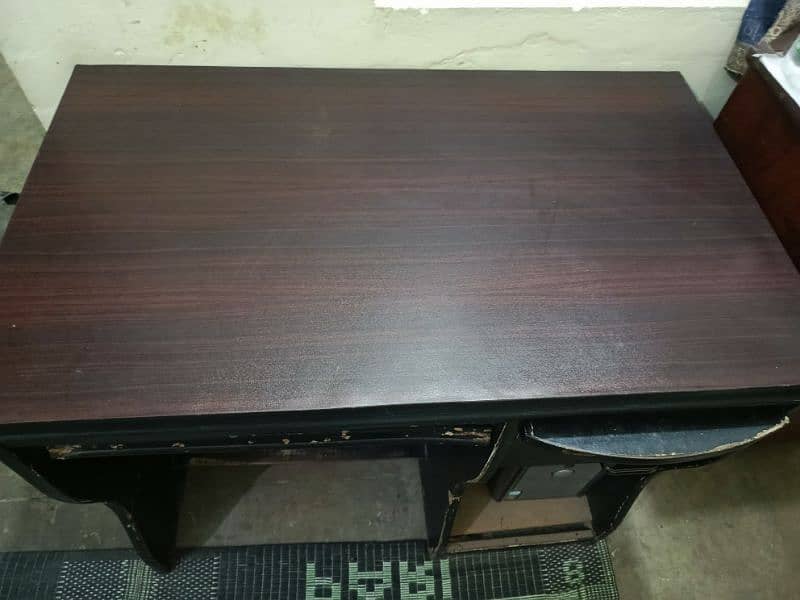 Computer Table/ study Table/ Laptop Table 3