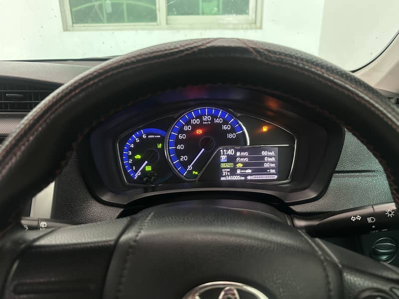 Toyota Corolla Fielder hybrid 2022 3