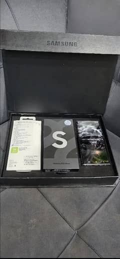 Samsung s22 ultra 12/256 complete box urgent sale contact olx