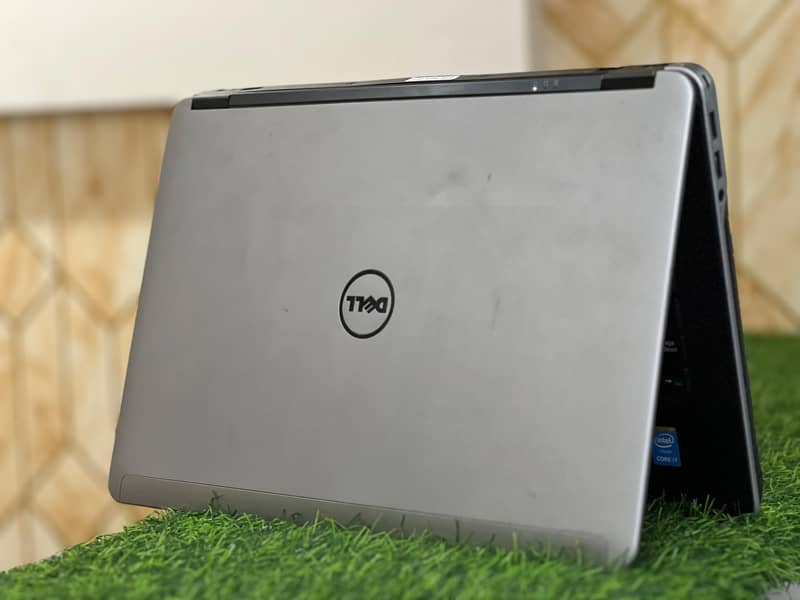 Dell Latitude E6440 i7 4th Generation Laptop w/t Graphics Card Backlit 0
